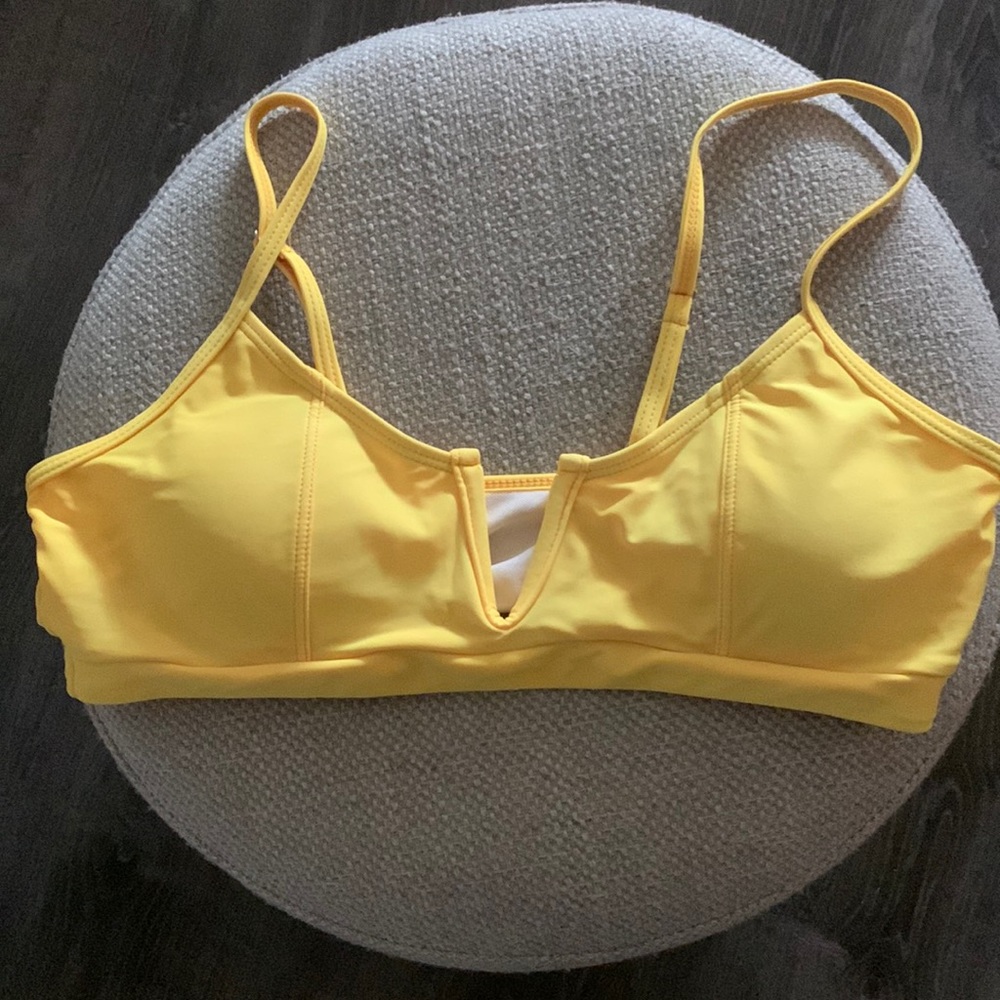 Bikini top